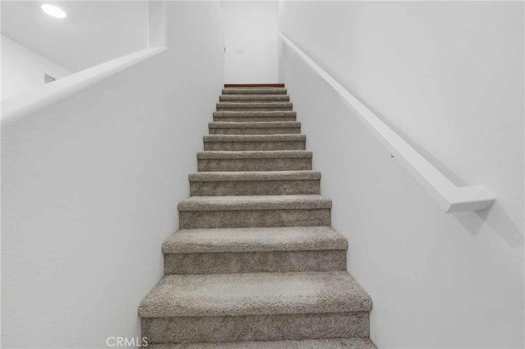 19210 Ash Grv Street Riverside, CA 92507 - Photo 32 of 38 a view of entryway