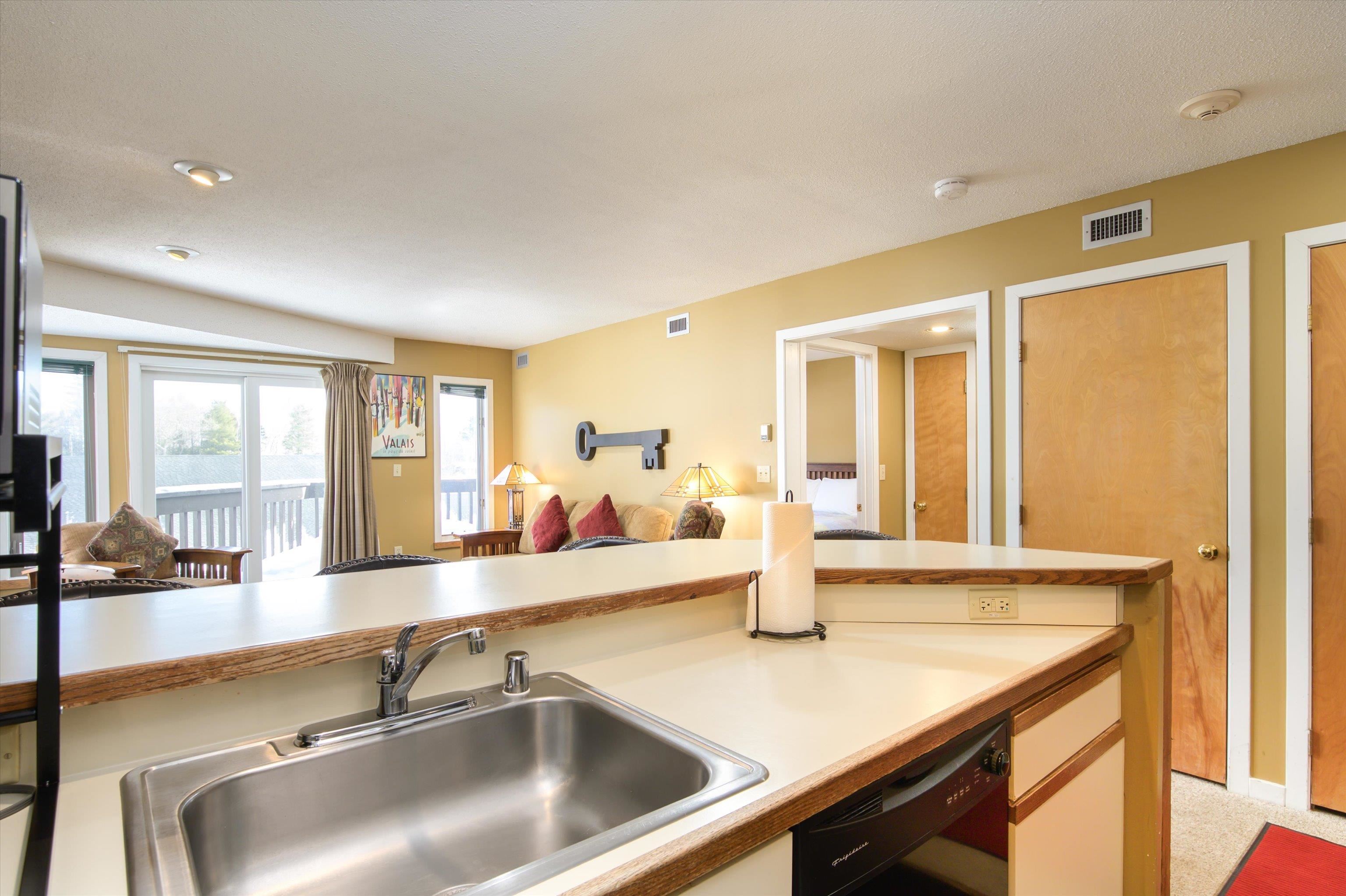 350 Mountain Road, Unit B303 Ludlow, VT 05149 - Photo 17 of 31
