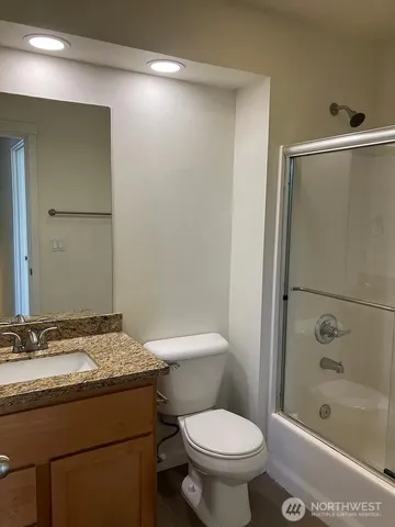 $3,600 | 3611 22nd Avenue West, Seattle, WA 98199