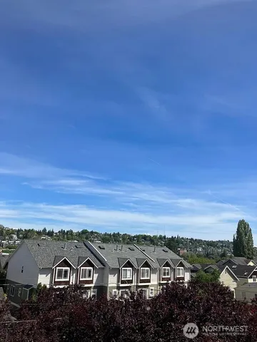 $3,600 | 3611 22nd Avenue West, Seattle, WA 98199