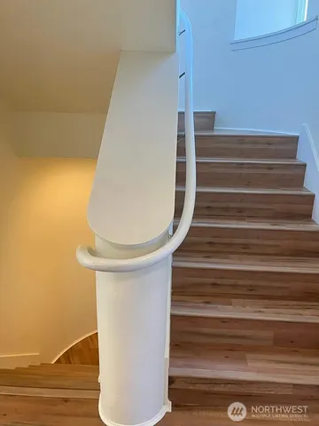 $3,600 | 3611 22nd Avenue West, Seattle, WA 98199