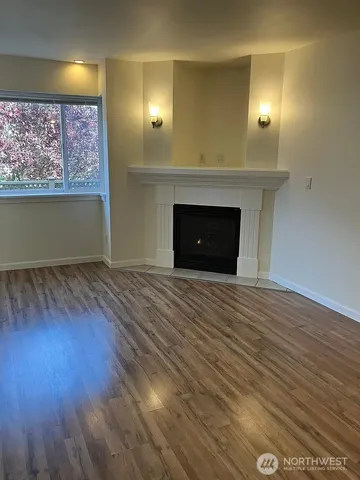 $3,600 | 3611 22nd Avenue West, Seattle, WA 98199