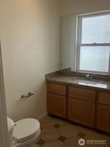 $3,600 | 3611 22nd Avenue West, Seattle, WA 98199