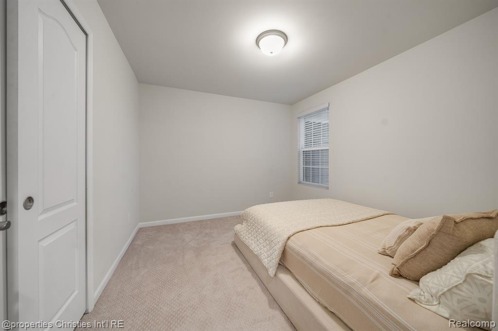 43580 Prospect Lane Novi, MI 48375 - Photo 19 of 27