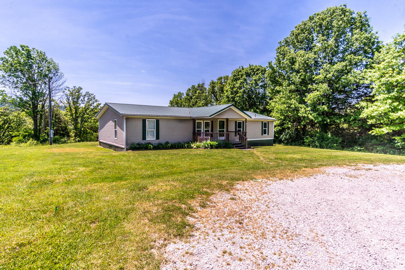 606 Cedar Cliff Road Waco, KY 40385 - Photo 4 of 36 102