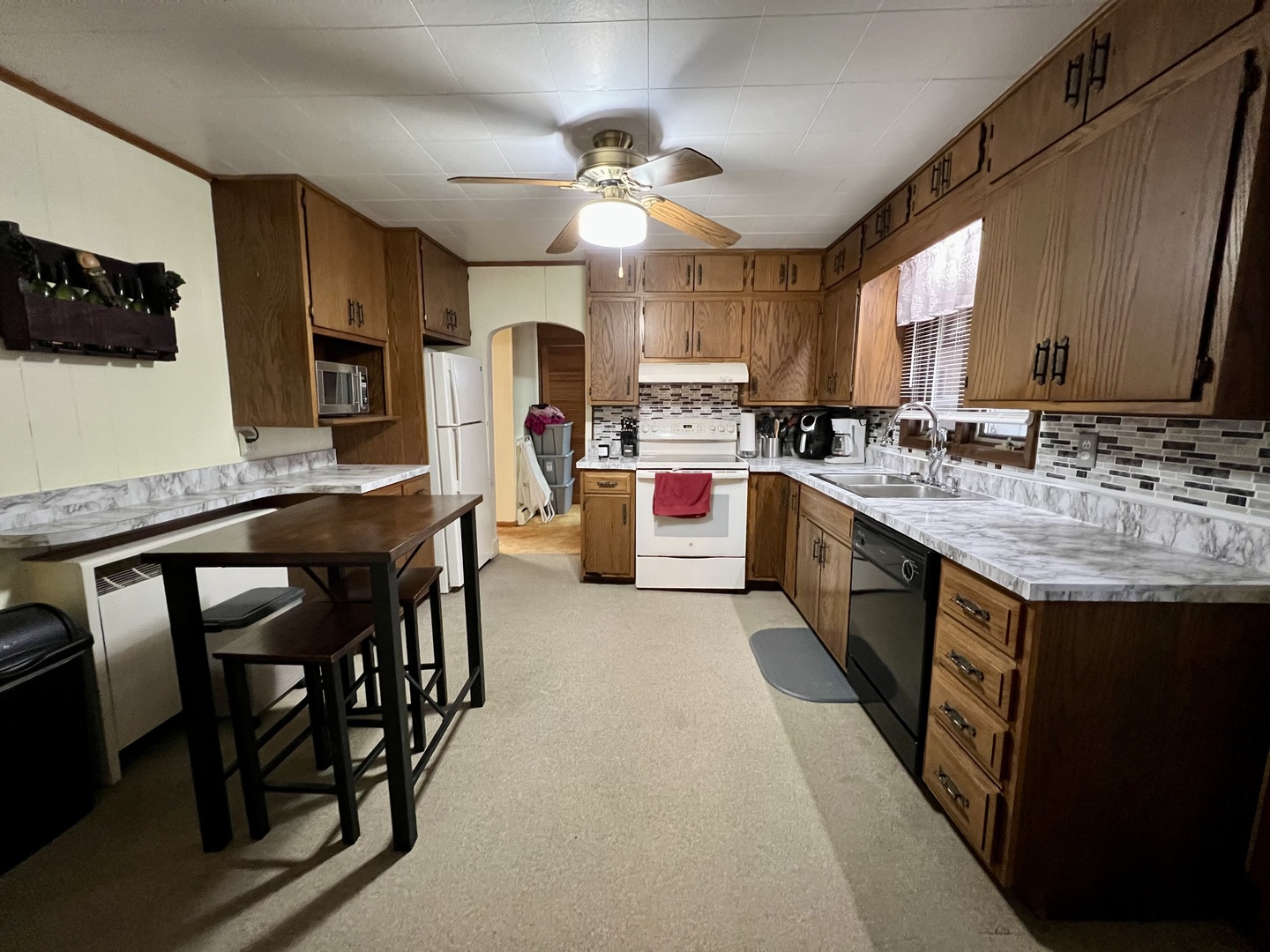302 Dickson Street Sidell, IL 61876 - Photo 12 of 37 Gallery Image 12
