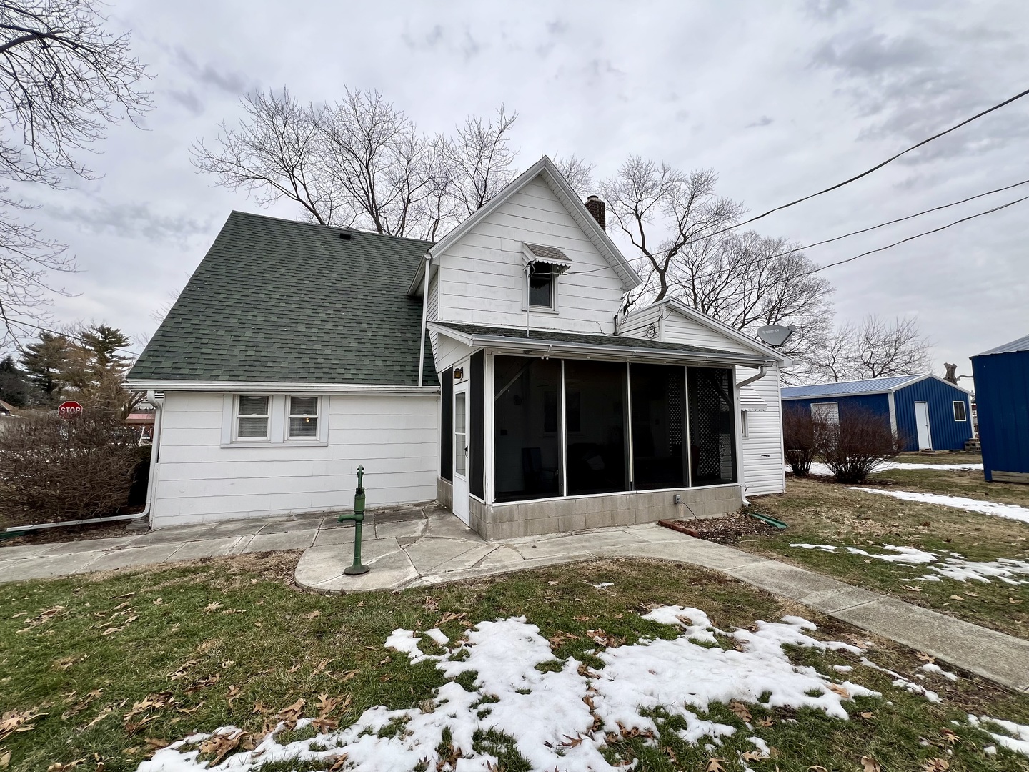 302 Dickson Street Sidell, IL 61876 - Photo 31 of 37 Gallery Image 31