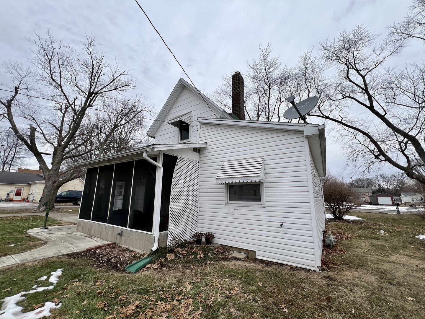 302 Dickson Street Sidell, IL 61876 - Photo 32 of 37 Gallery Image 32