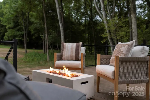 $560,000 | 9849 Rich Hatchet Road, Huntersville, NC 28078