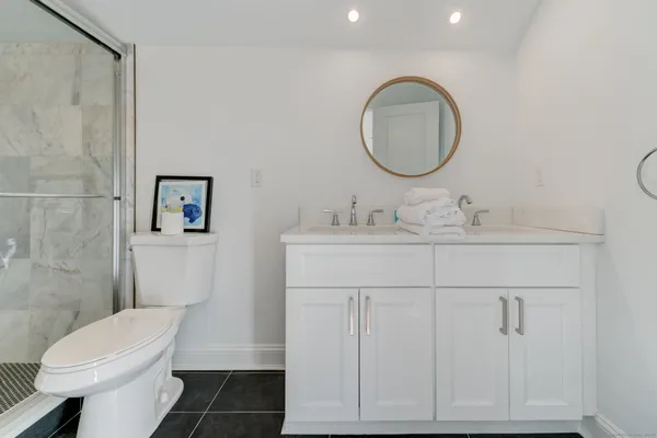 $1,650,000 | 125 Ridgewood Drive, Milford, CT 06460