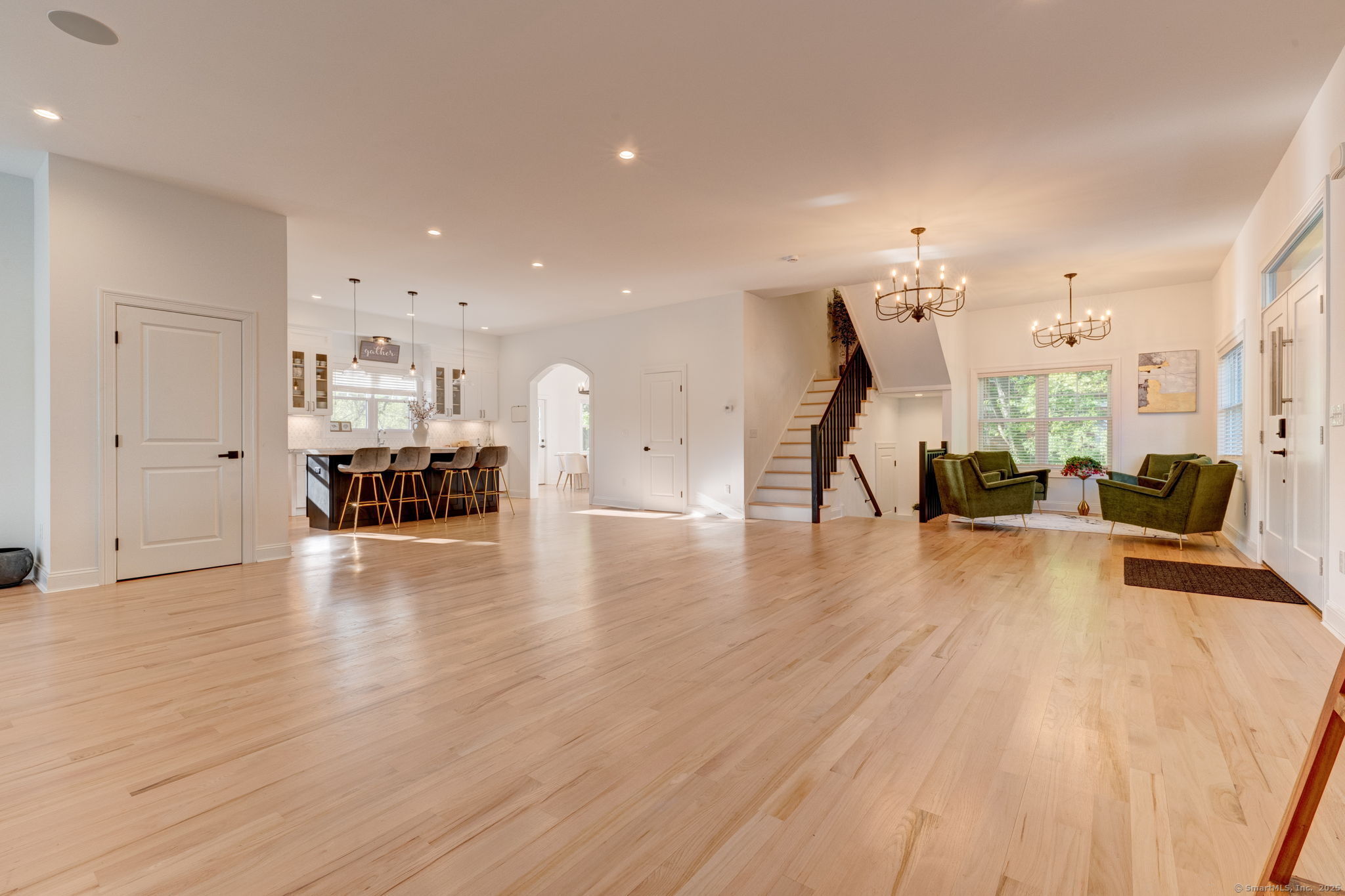 125 Ridgewood Drive Milford, CT 06460 - Photo 29 of 37