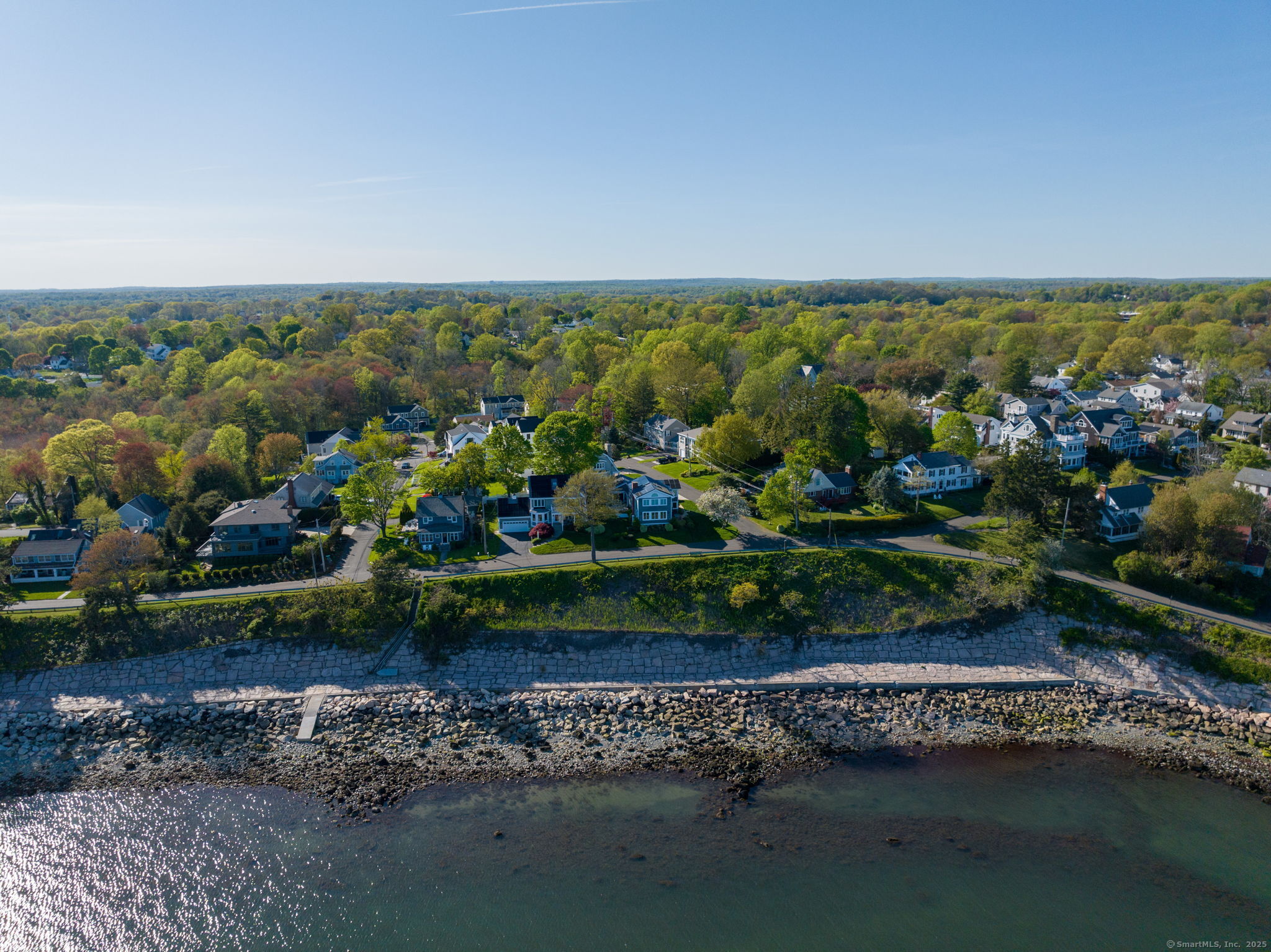 125 Ridgewood Drive Milford, CT 06460 - Photo 32 of 37