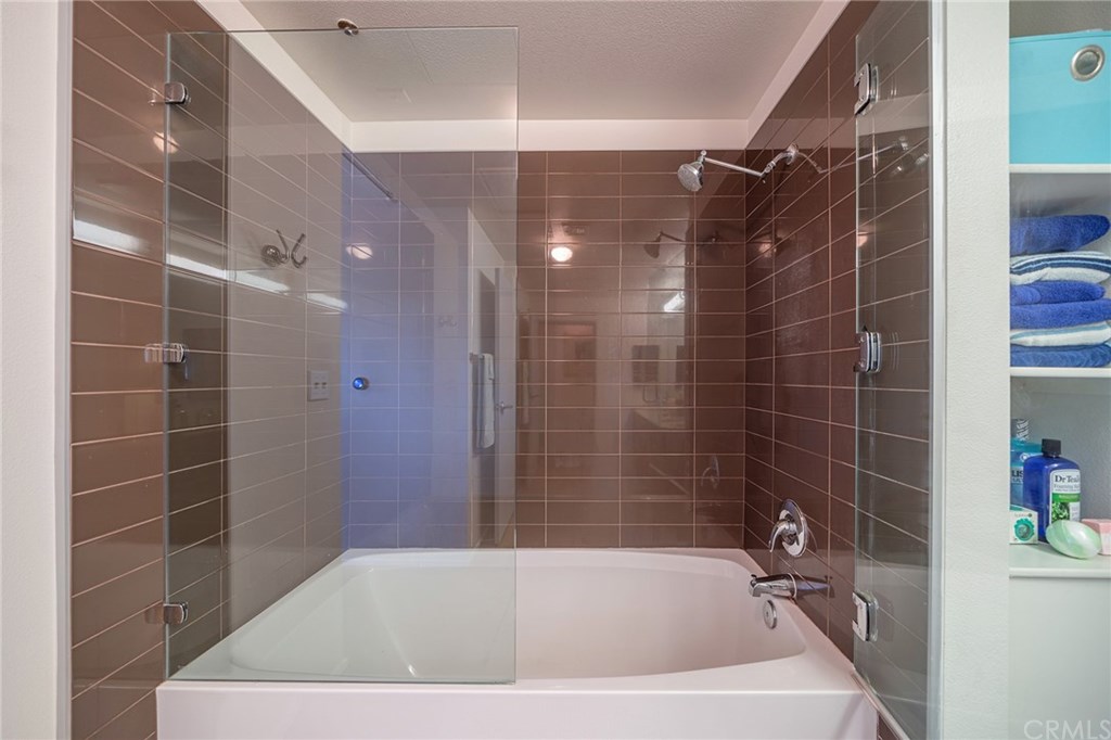 435 West Center Street Promenade, Unit 401 Anaheim, CA 92805 - Photo 14 of 51