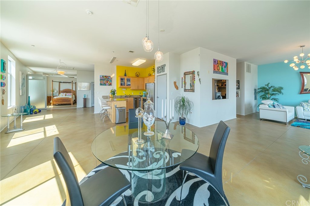 435 West Center Street Promenade, Unit 401 Anaheim, CA 92805 - Photo 18 of 51