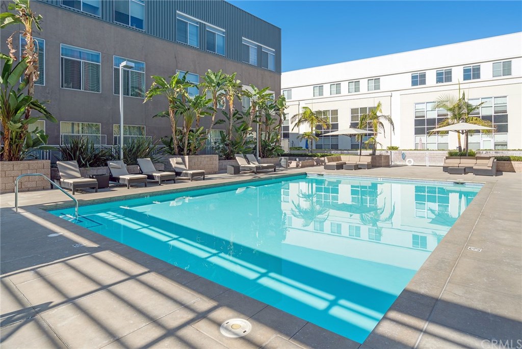 435 West Center Street Promenade, Unit 401 Anaheim, CA 92805 - Photo 43 of 51