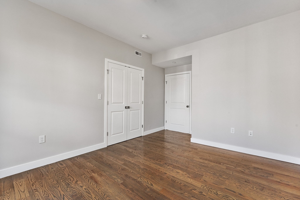 10 Ruthven Park, Unit 2 Boston, MA 02121 - Photo 17 of 25 a view of an empty room