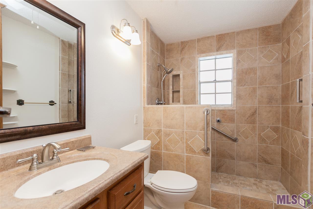 1648 Rue Crozat Baton Rouge, LA 70810 - Photo 19 of 24