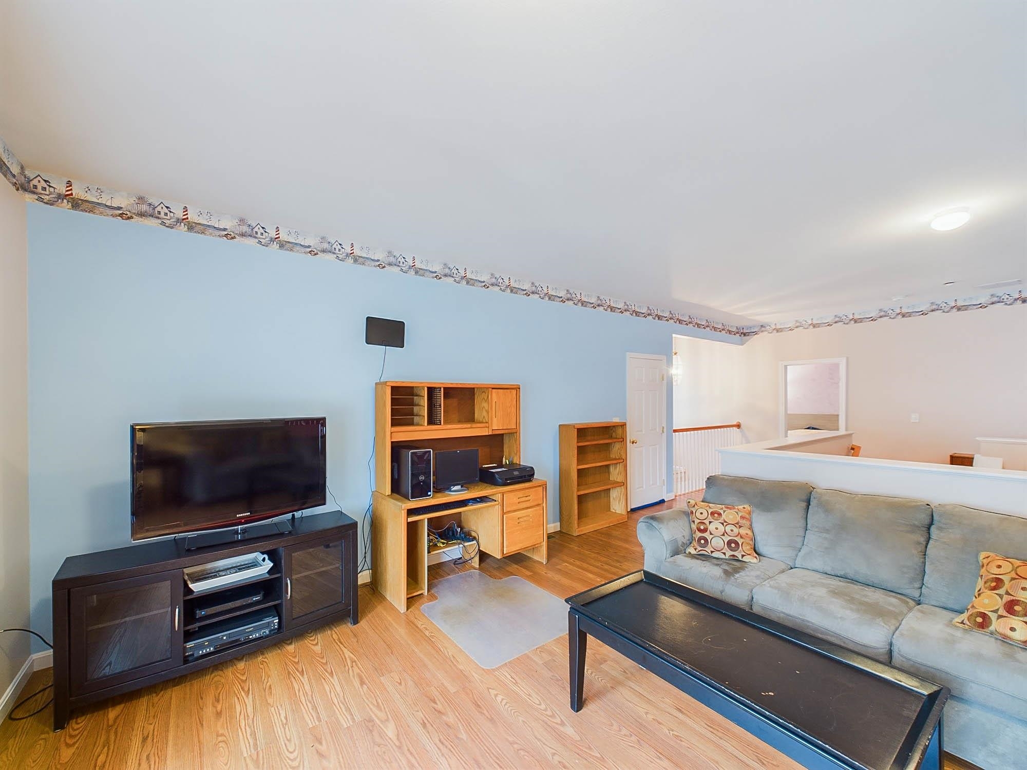 44 Terrell Lane Hollis, NH 03049 - Photo 23 of 40