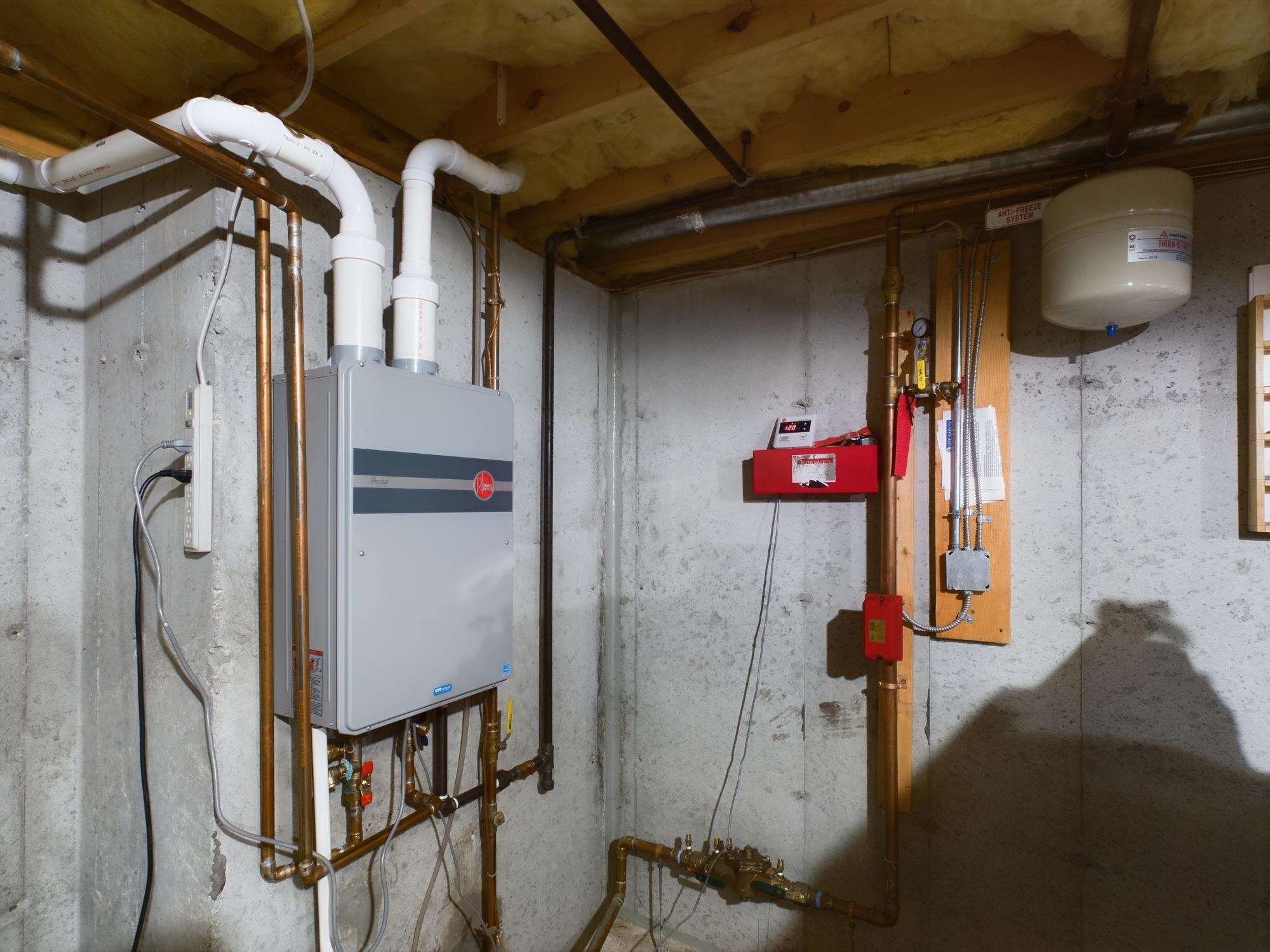 44 Terrell Lane Hollis, NH 03049 - Photo 30 of 40