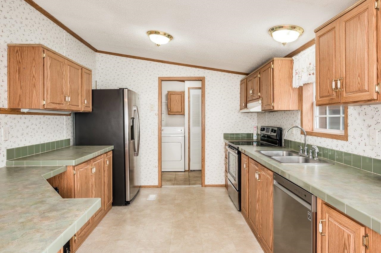 152 Eagle Drive Rochester, NH 03868 - Photo 7 of 29 Gallery Image 7