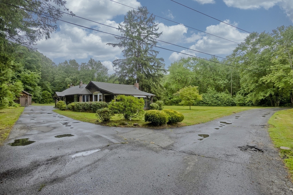 4 Pond Road Wilbraham, MA 01095 - Photo 11 of 42 Gallery Image 11