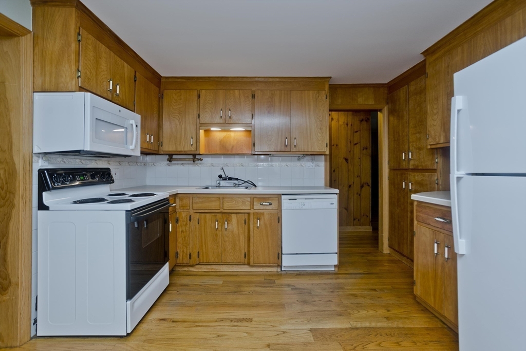 4 Pond Road Wilbraham, MA 01095 - Photo 12 of 42 Gallery Image 12