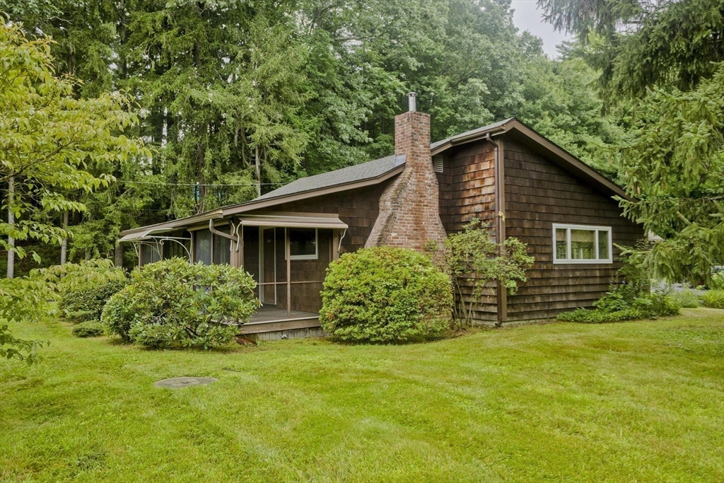 4 Pond Road Wilbraham, MA 01095 - Photo 9 of 42 Gallery Image 9