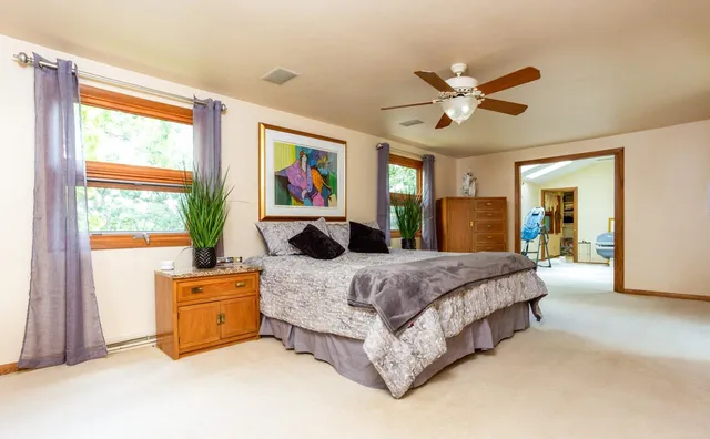 $799,000 | 2329 Summit Drive, Janesville, WI 53548