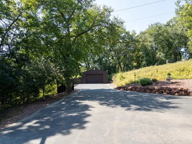 $799,000 | 2329 Summit Drive, Janesville, WI 53548