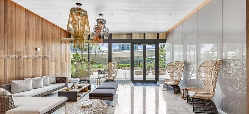 68 Southeast 6th Street, Unit 2511 Miami, FL 33131 - Photo 3 of 39