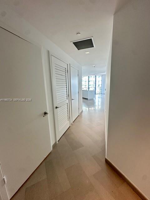 68 Southeast 6th Street, Unit 2511 Miami, FL 33131 - Photo 4 of 39