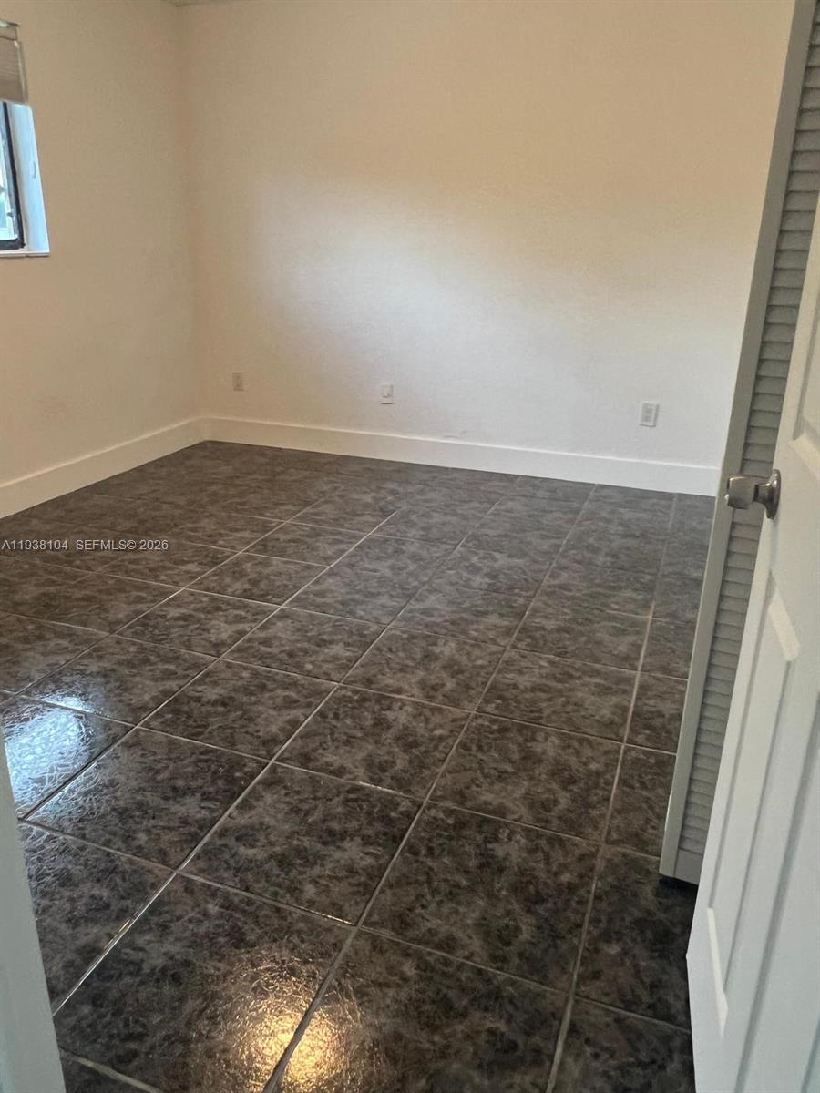 14013 Southwest 281st Terrace Homestead, FL 33033 - Photo 6 of 10