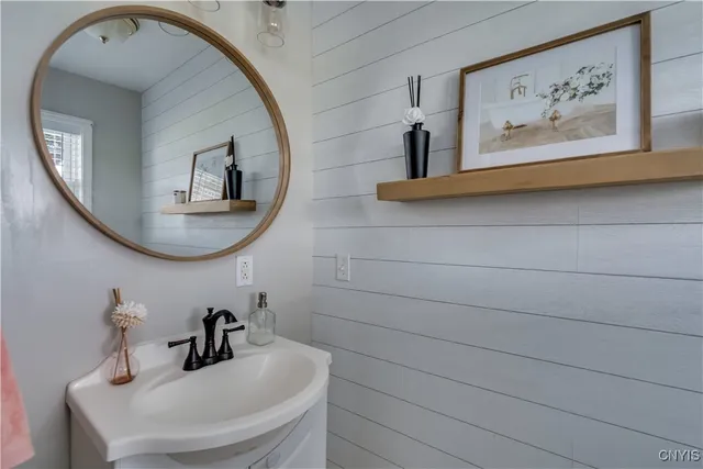 $399,900 | 31795 Highway 11, Philadelphia, NY 13673