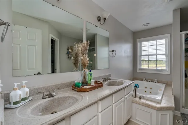 $399,900 | 31795 Highway 11, Philadelphia, NY 13673