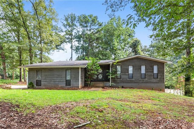 $215,000 | 3540 Tarragon Drive, Decatur, GA 30034