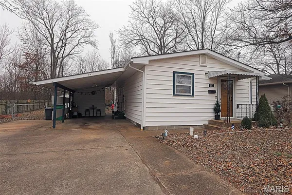 $139,000 | 217 North Alexander Street, Farmington, MO 63640