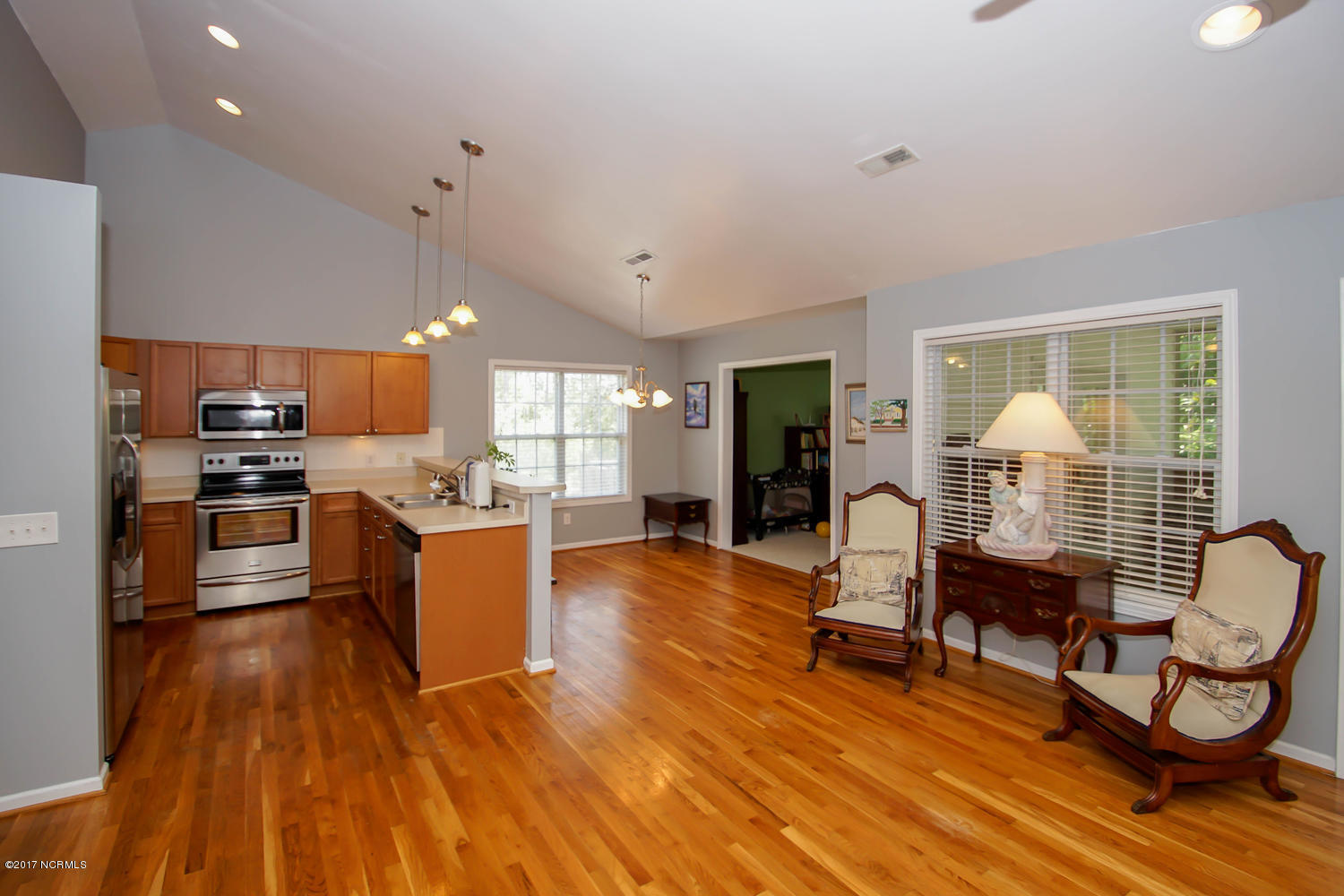 166 Sigman Road Southport, NC 28461 - Photo 11 of 26 166 Sigman Rd Southport NC-large-013-33-