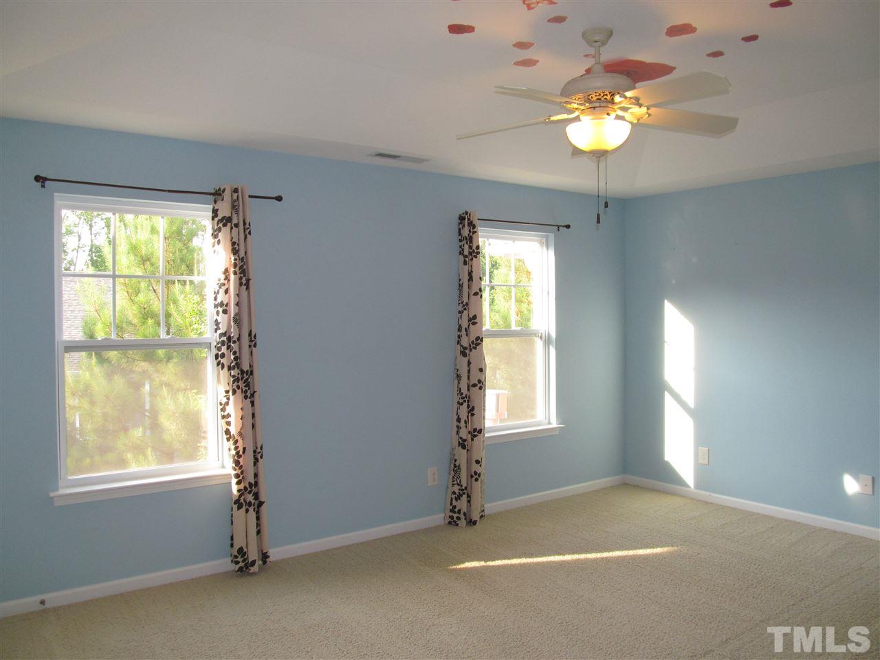 2432 Swans Rest Way Raleigh, NC 27606 - Photo 5 of 8