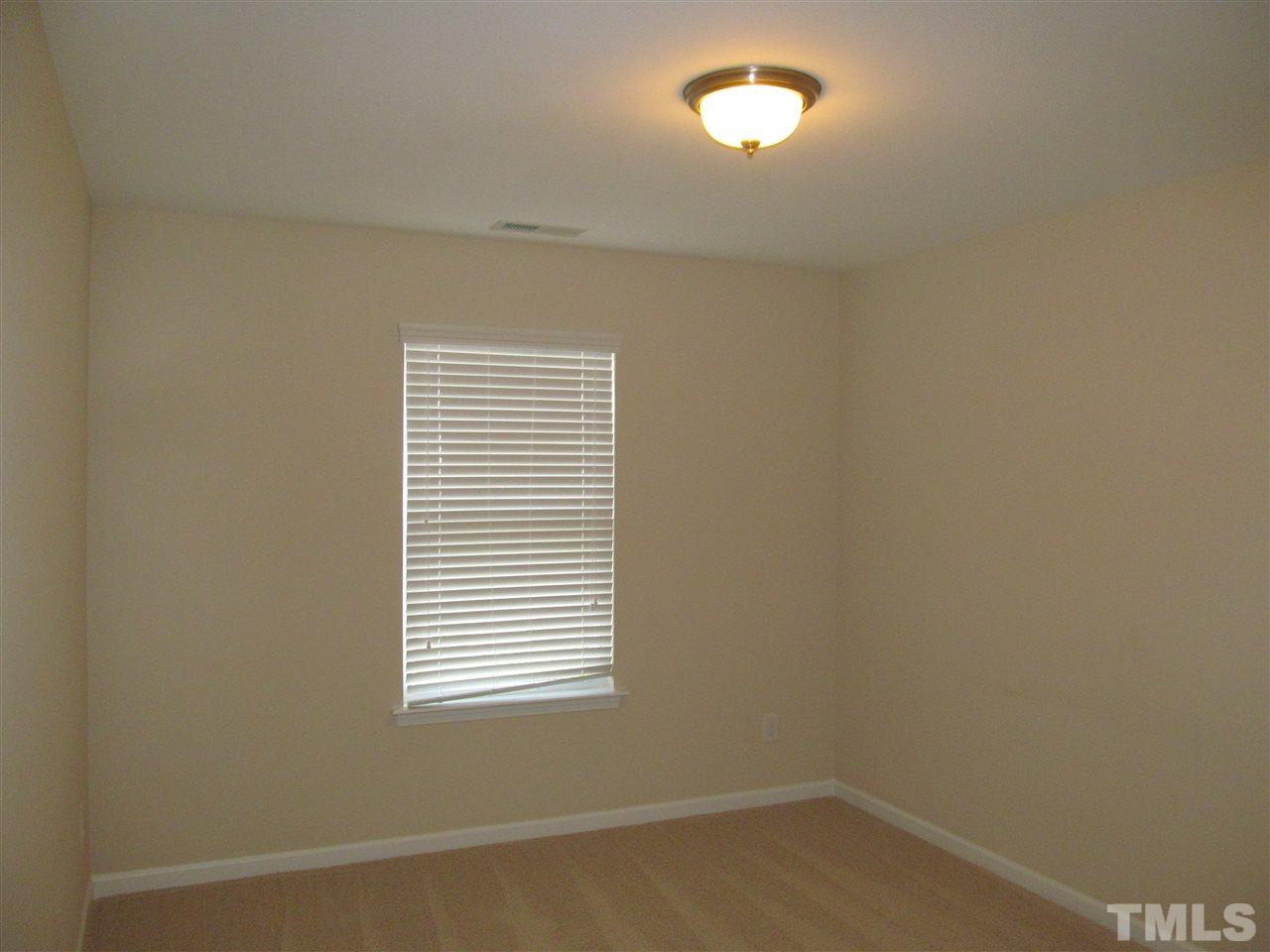 2432 Swans Rest Way Raleigh, NC 27606 - Photo 7 of 8