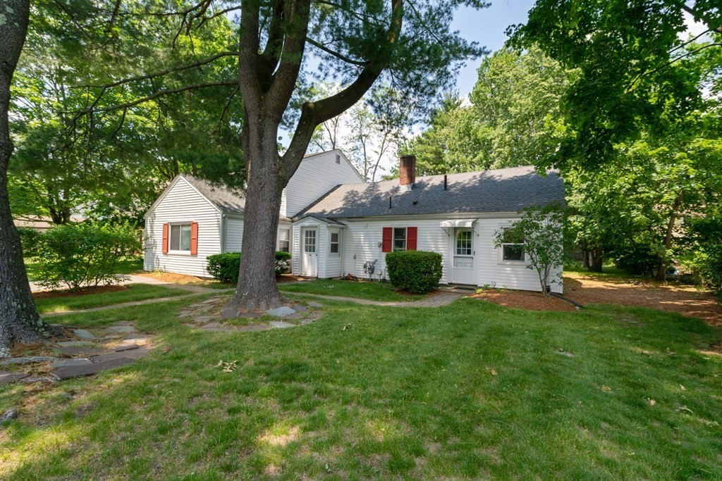 18 Orourke Path Newton, MA 02459 - Photo 2 of 27 Gallery Image 2