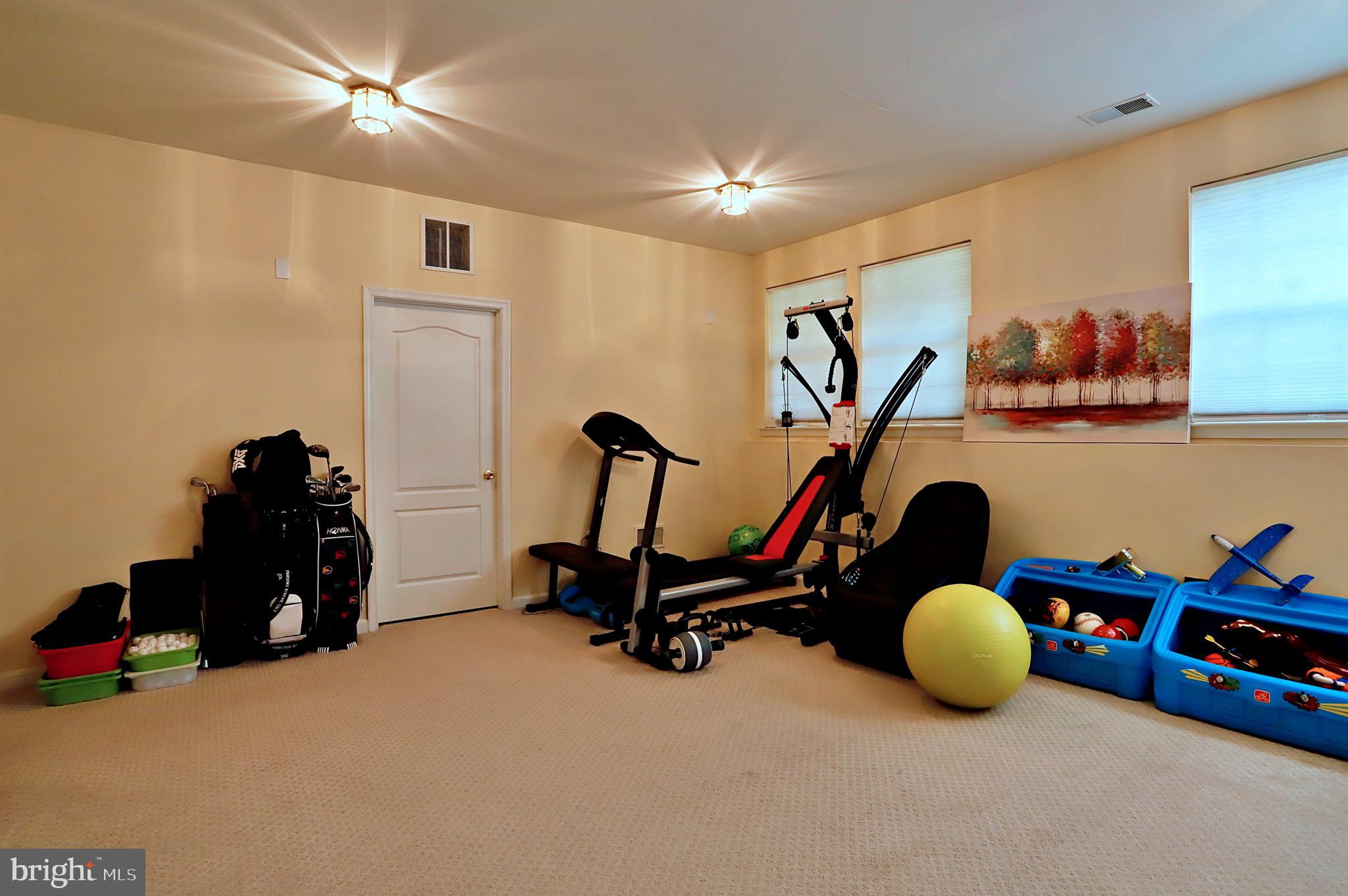 14022 Sawteeth Way Centreville, VA 20121 - Photo 23 of 27