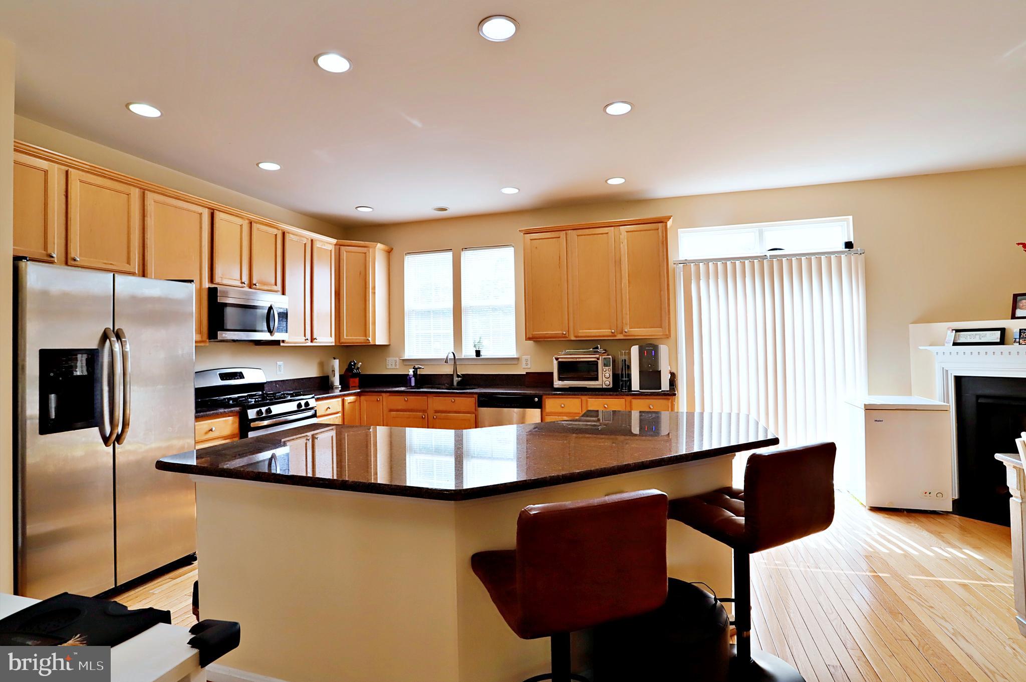 14022 Sawteeth Way Centreville, VA 20121 - Photo 3 of 27