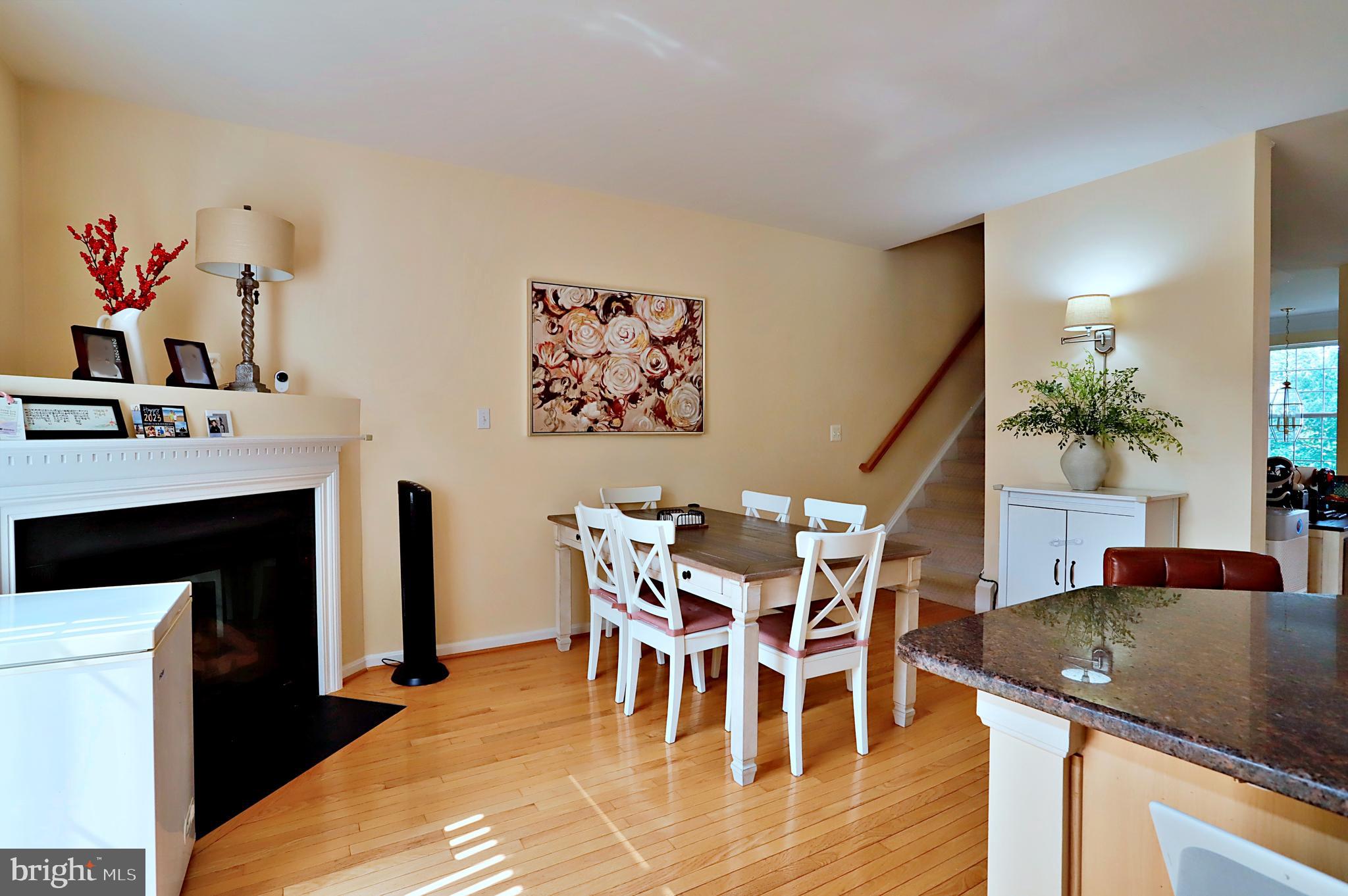 14022 Sawteeth Way Centreville, VA 20121 - Photo 5 of 27