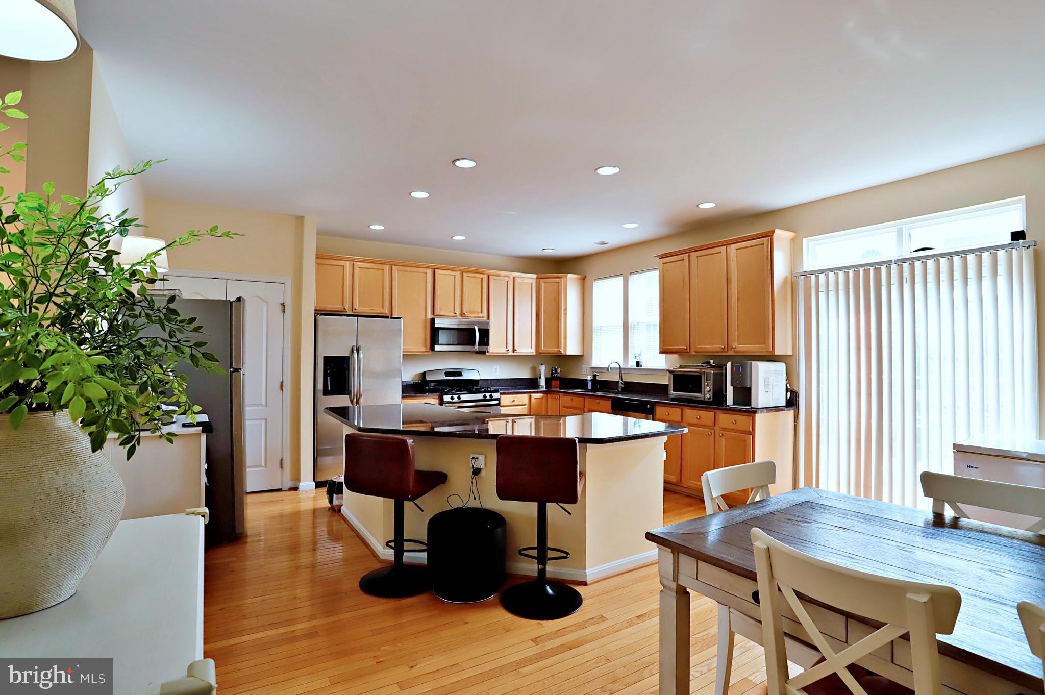 14022 Sawteeth Way Centreville, VA 20121 - Photo 10 of 27