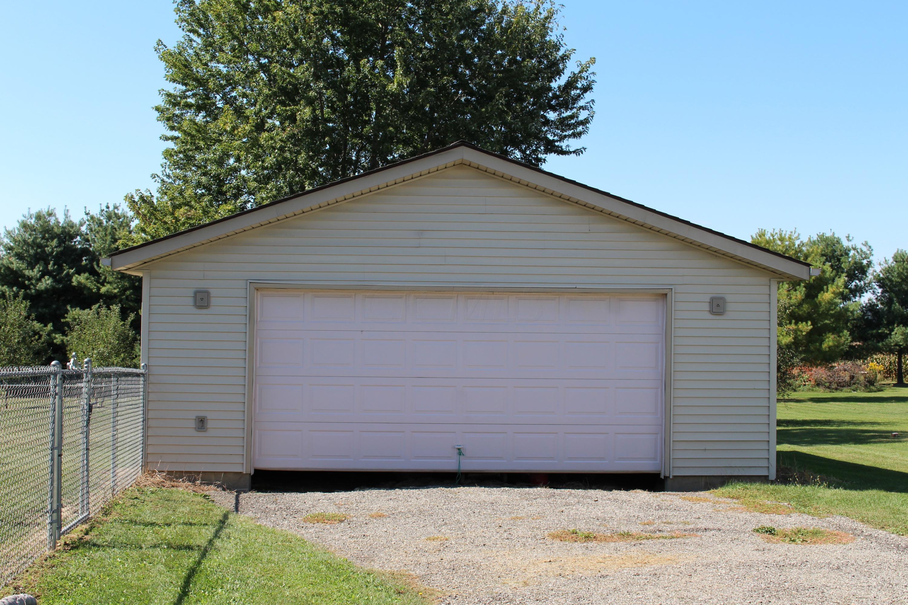8651 16th Road Southwest Amanda, OH 43102 - Photo 43 of 47