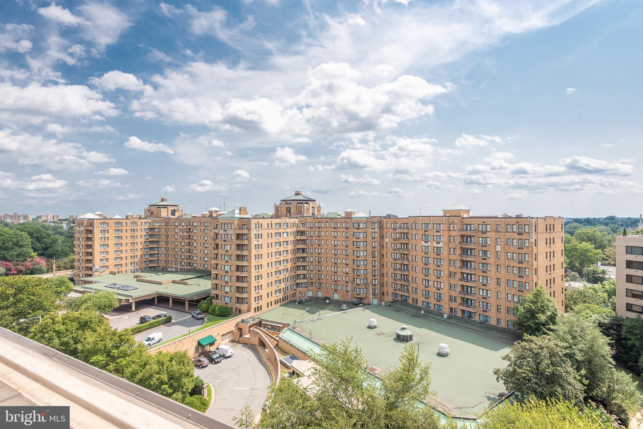 2501 Calvert Street Northwest, Unit 811 Washington, DC 20008 - Photo 17 of 28 a view of a city