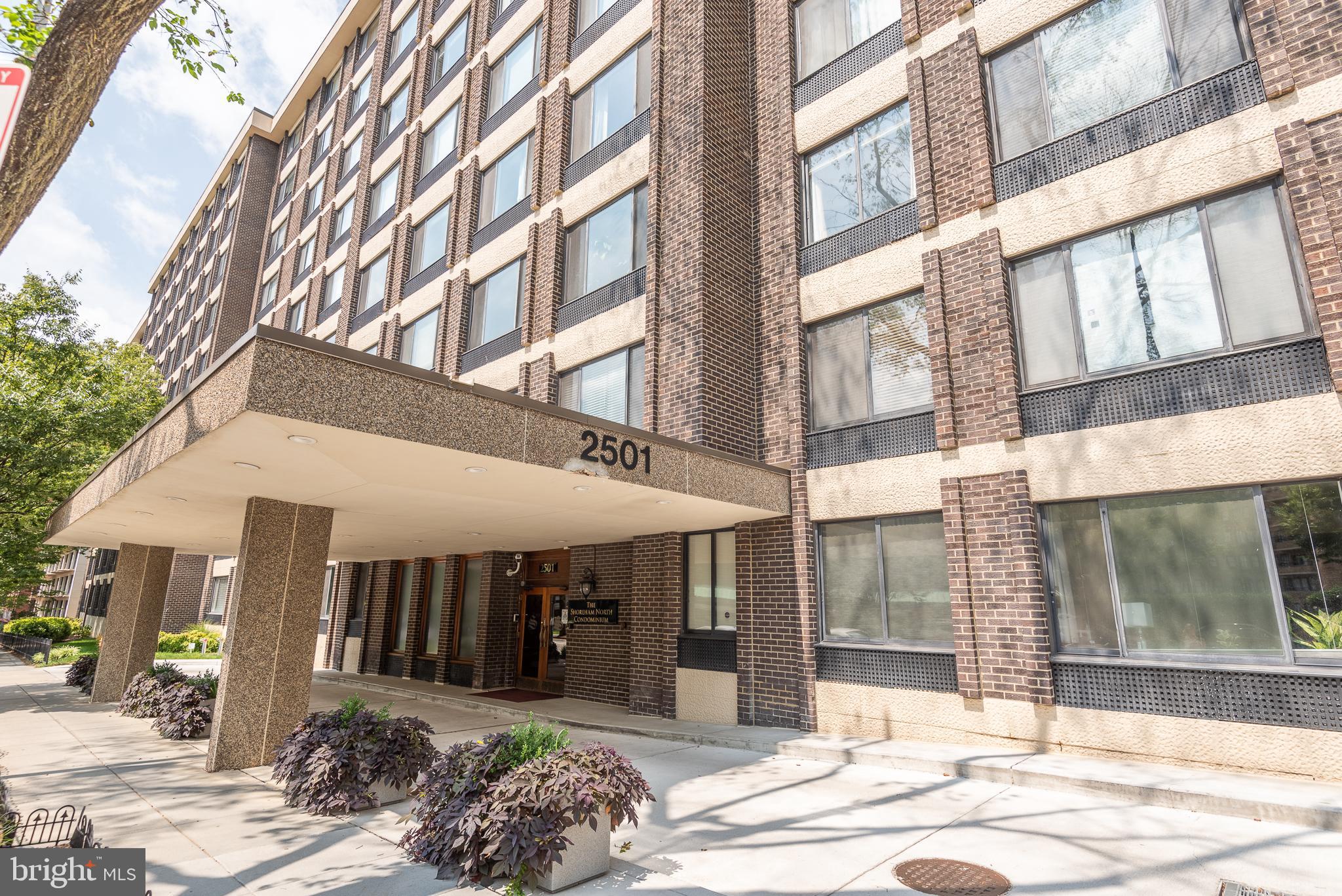 2501 Calvert Street Northwest, Unit 811 Washington, DC 20008 - Photo 19 of 28 a view of a building entrance
