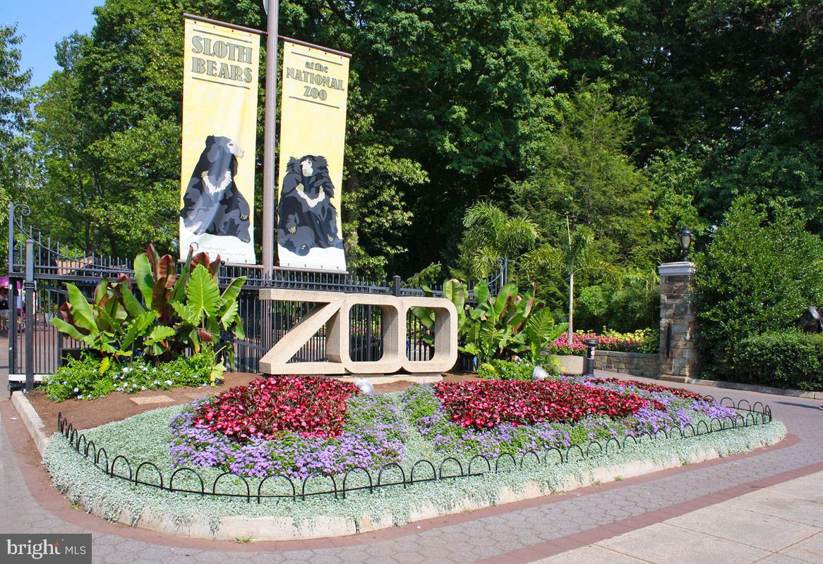 2501 Calvert Street Northwest, Unit 811 Washington, DC 20008 - Photo 26 of 28 a front view of a house with a yard