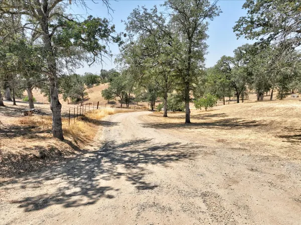 $630,000 | 14982 Morgan Canyon Road, Prather, CA 93651