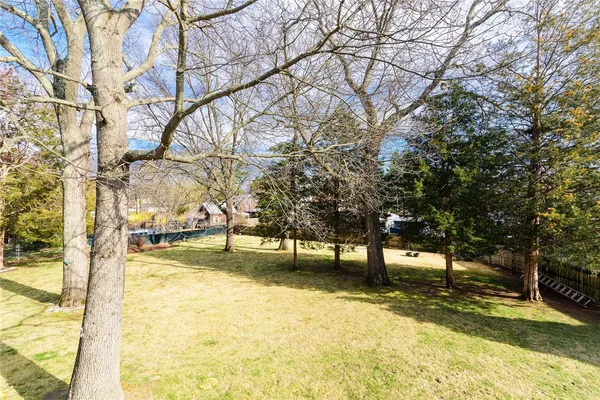 $649,900 | 72 Janet Court, Warwick, RI 02886
